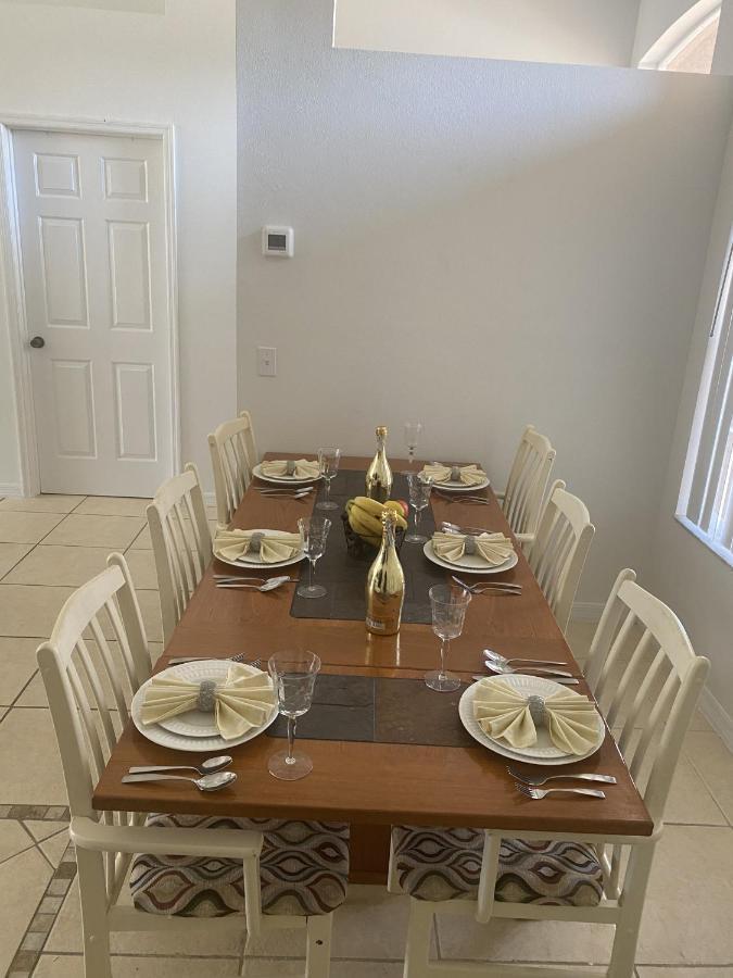 Home From Home 5 Bedroom Villa 达文波特 外观 照片
